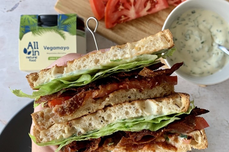 ALL IN natural food - vegán blt szendvics